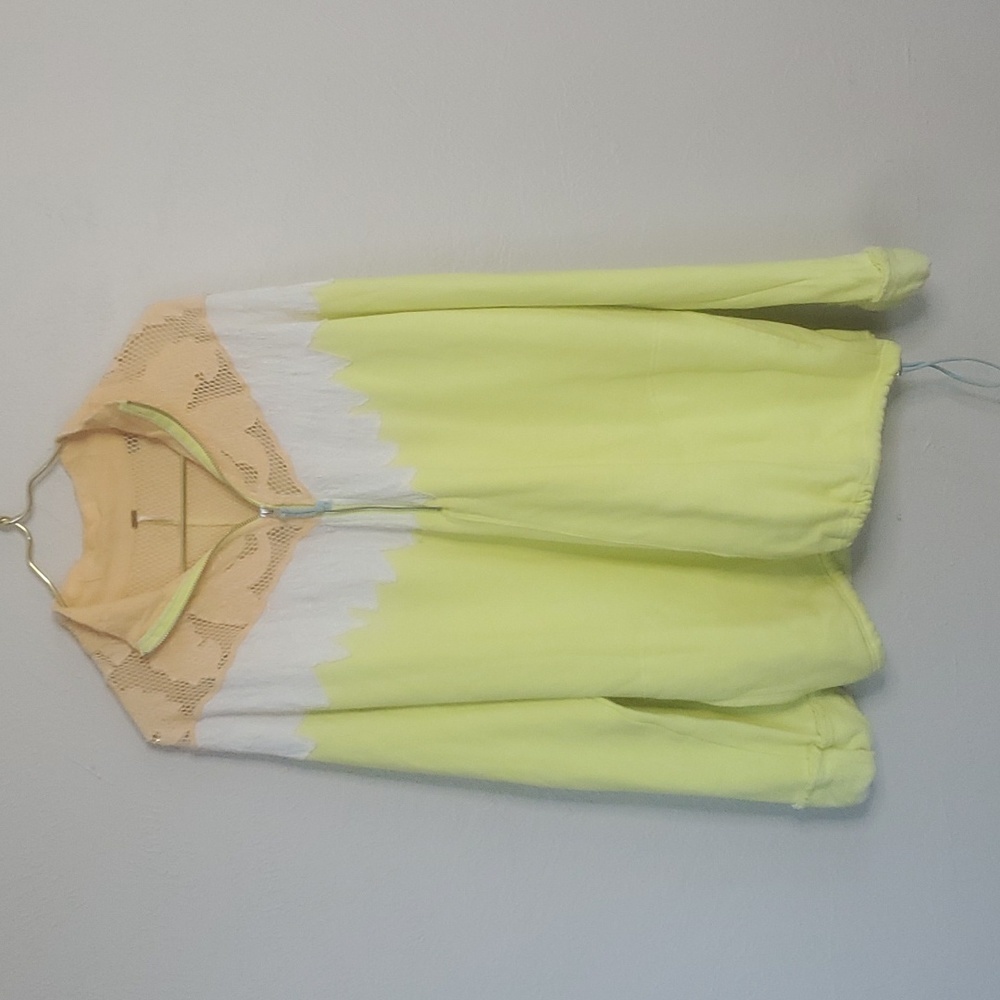 Free People Yellow Floral Detail Oversize Pullover Sweater Size Small - Picture 11 of 12